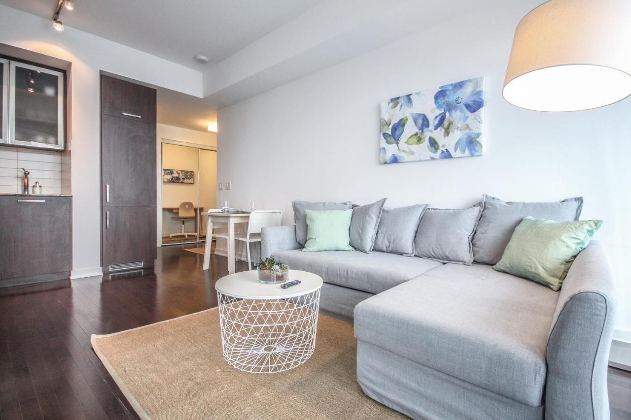 Downtown Vacation Rentals Торонто Экстерьер фото